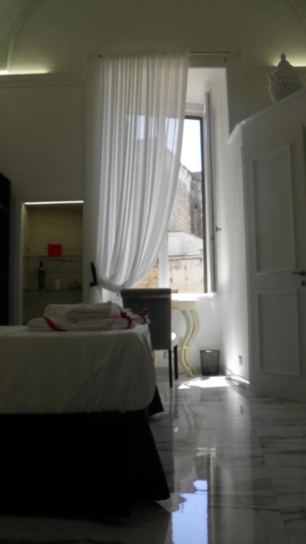 La Dimora Di Re Idomeneo Bed & Breakfast Lecce Exterior photo